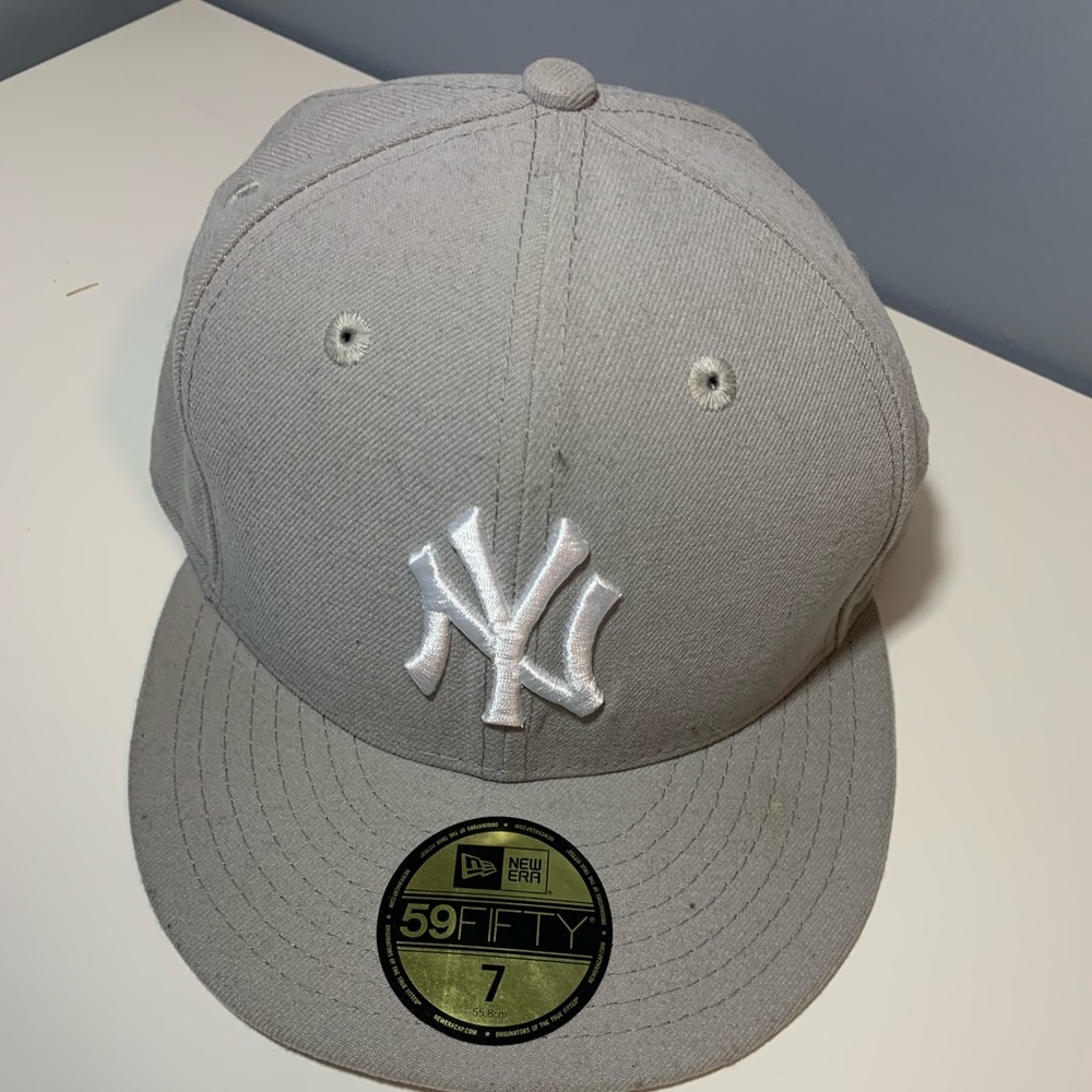 New Era Cap Grey Size 7